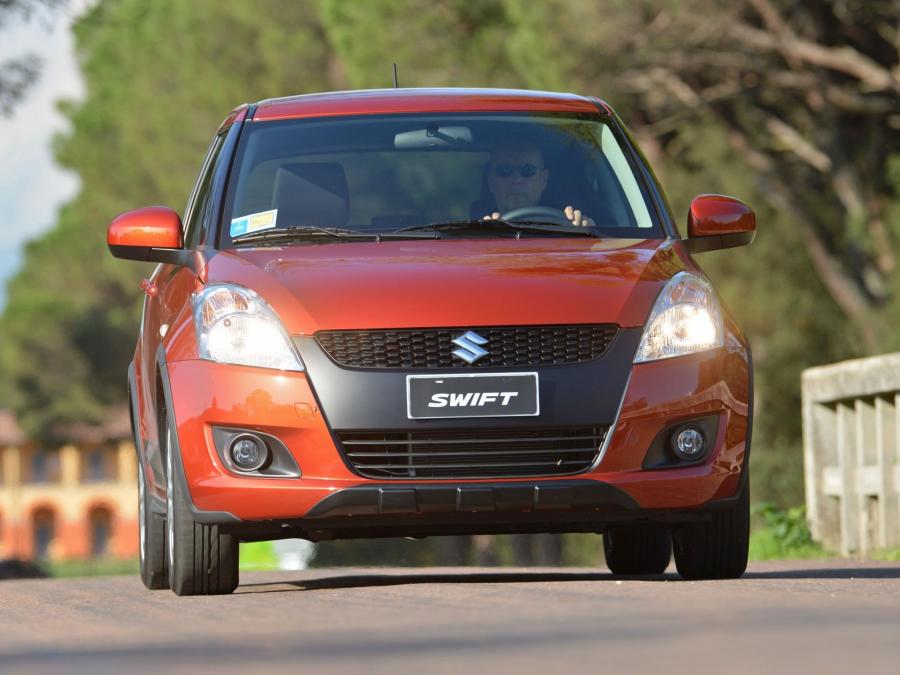  Suzuki Swift OutDoor 2012 года  (фото 6 из 14)